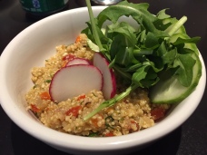 Salade de quinoa Diner St Sauveur